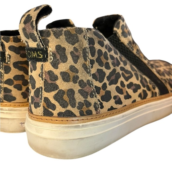 Toms Bryce Leopard Slip On Chelsea Boot Sneakers Shoes 10016760 Womens size 7 - Picture 6 of 6